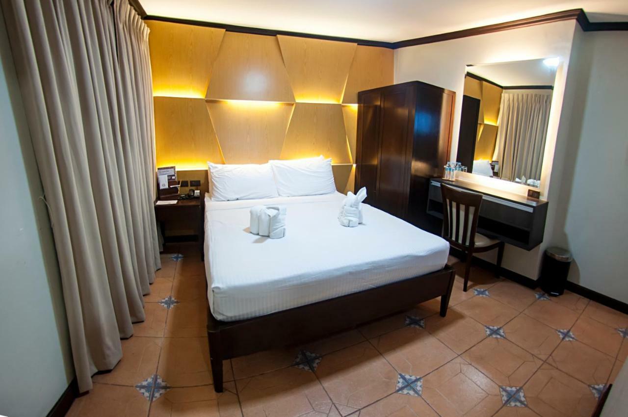 Vigan Plaza Hotel Eksteriør billede