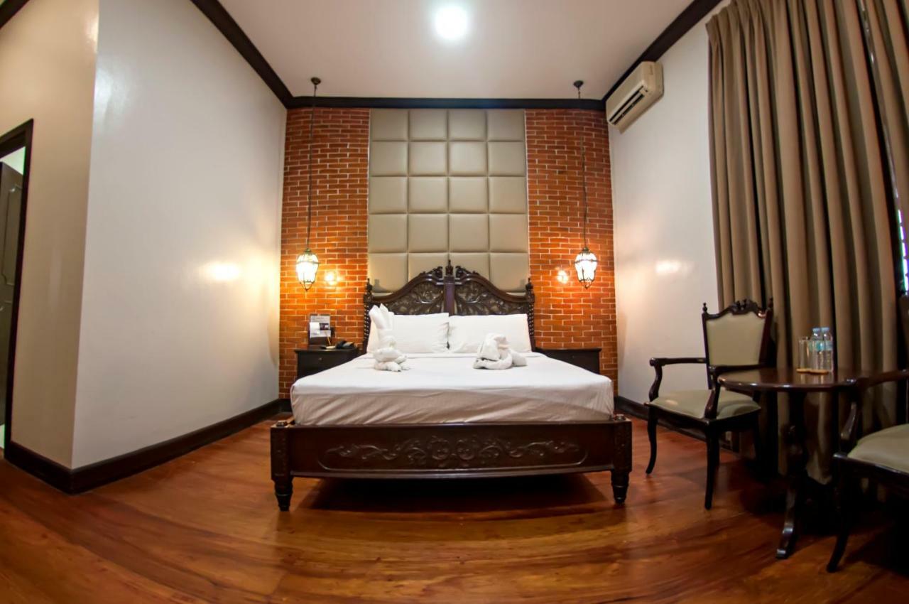 Vigan Plaza Hotel Eksteriør billede