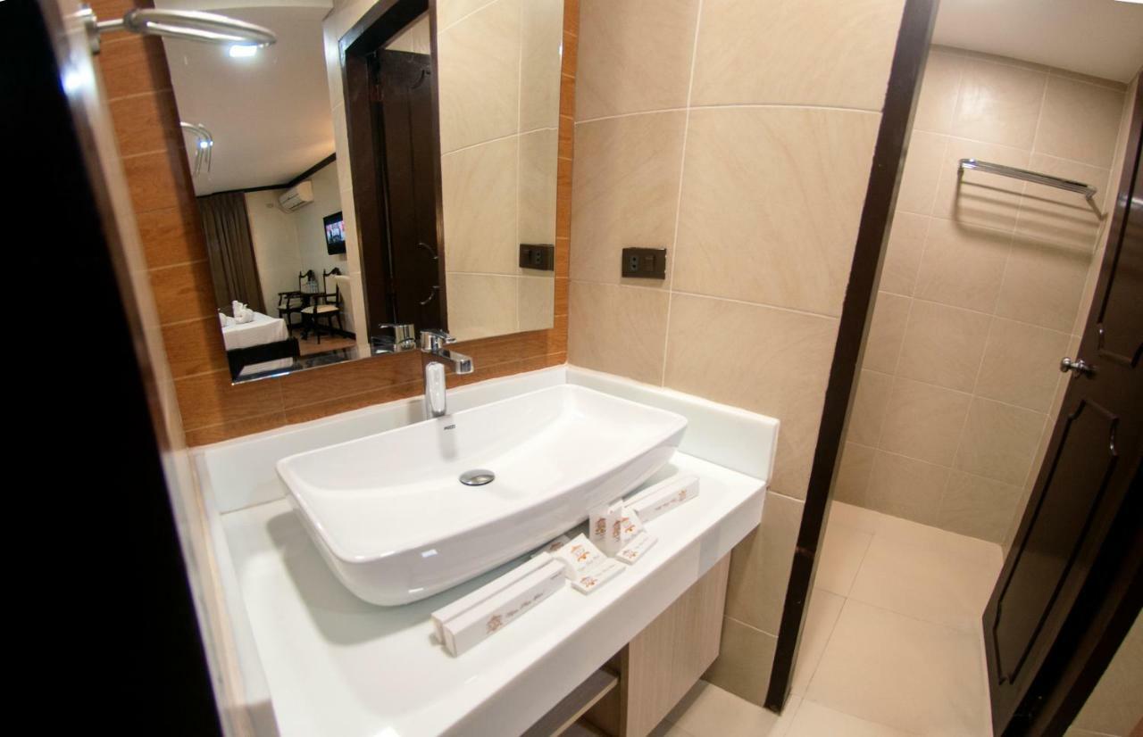 Vigan Plaza Hotel Eksteriør billede